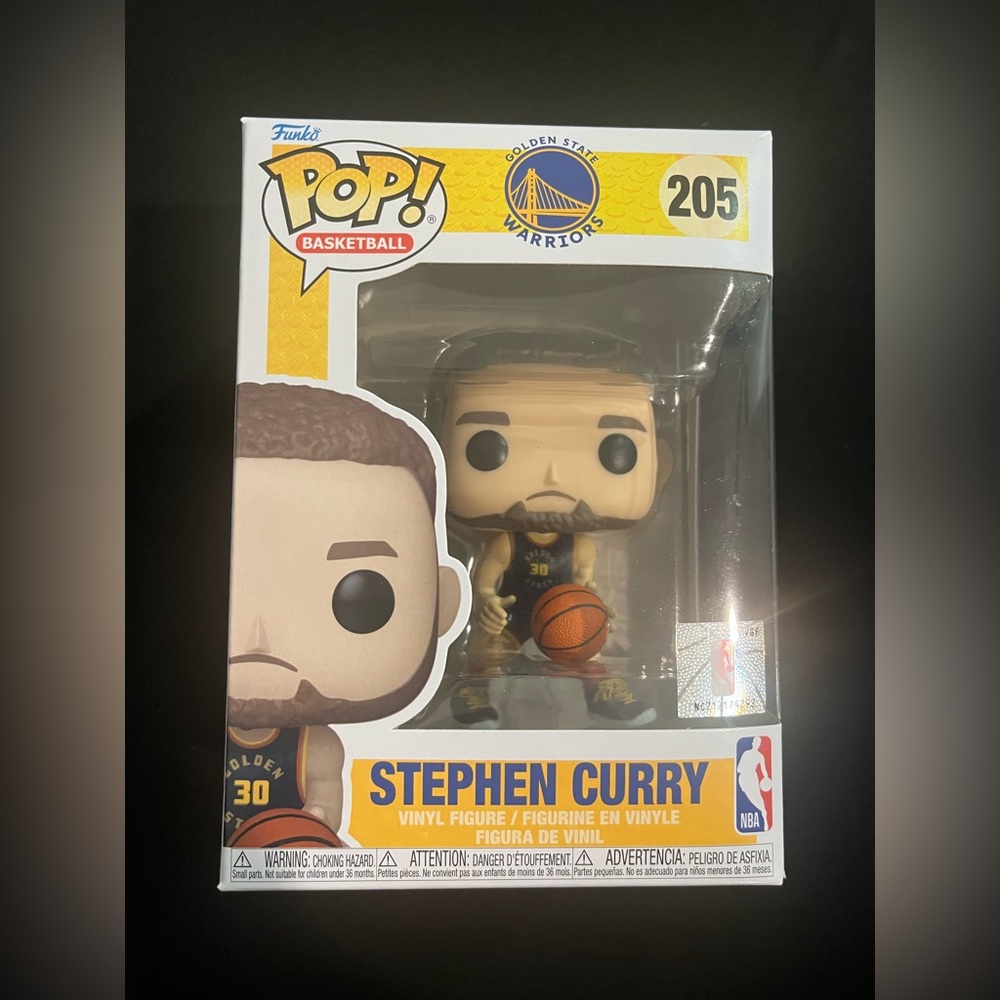 Funko Pop! NBA: Golden State Warriors - Stephen Curry #205